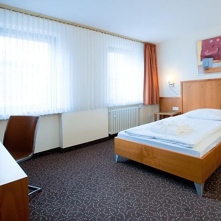 Hotel Regent Duisburg Bagian luar foto